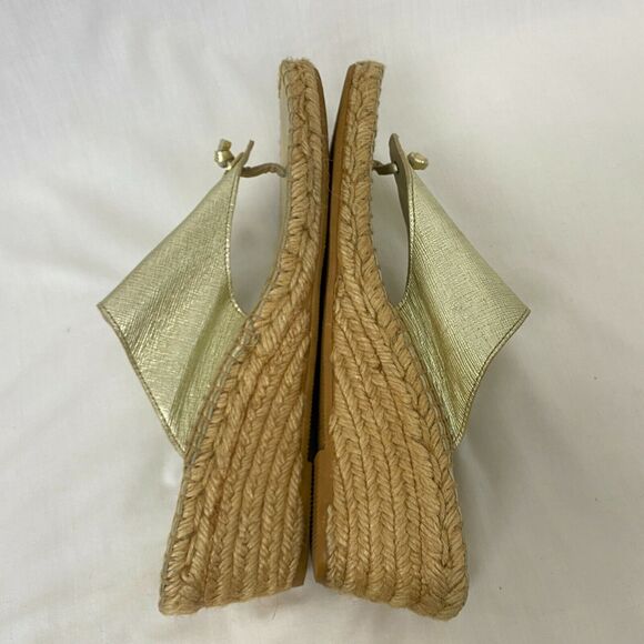 Andre Assous Sandals 40 / 9.5 Womens Gold Leather Thong Espadrille Wedge Spain - Picture 6 of 12